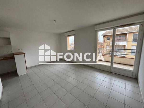 Location Appartement 2 pièces 37.1 m² - 160 RUE MOZART Agen 47000