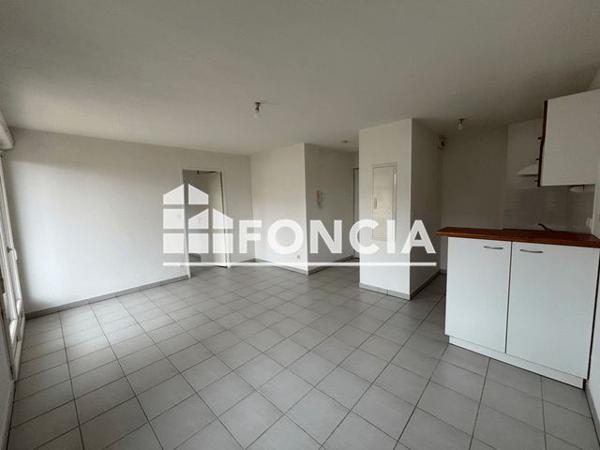 Location Appartement 2 pièces 37.1 m² - 160 RUE MOZART Agen 47000