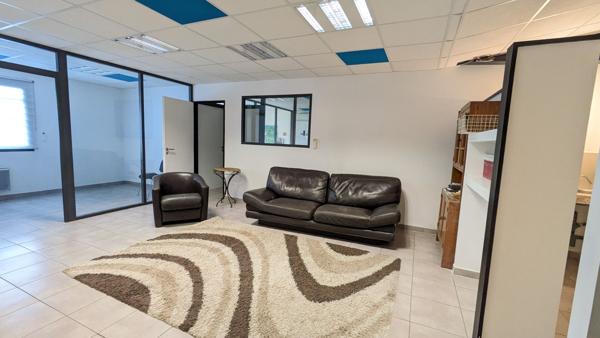 Bureaux 45 m2 , Bourg de peage Bureaux 45 m2 , Bourg de peage