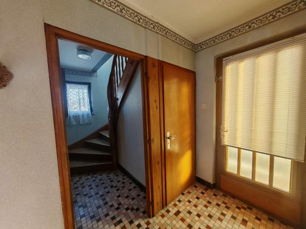Maison 6 pièces - 4 chambres - sous sol - proximité Gare