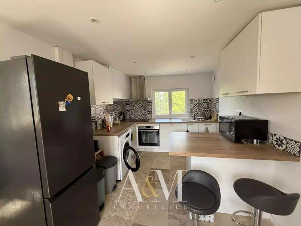 Immeuble de 4 logements loués meublés