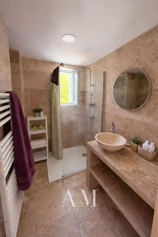 Immeuble de 4 logements loués meublés