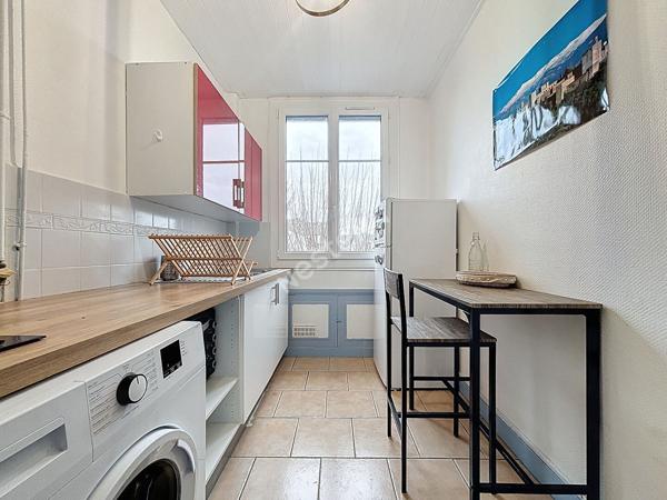 APPARTEMENT T2 - MEUBLÉ - JARDIN COMMUN - LUMINEUX