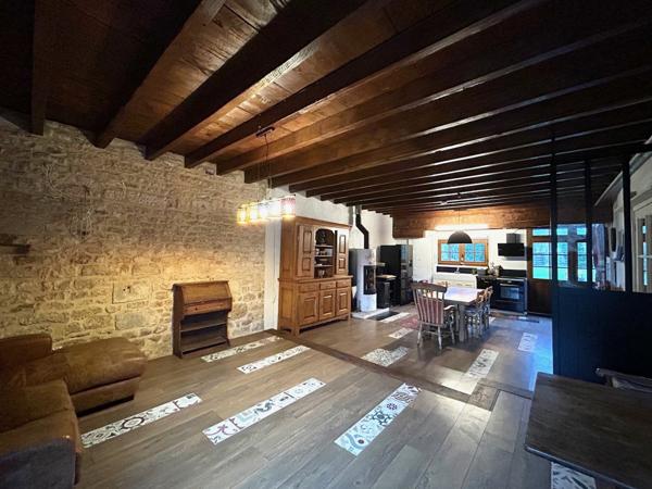 MILL HOUSE - Ancien moulin de 161m2 proche rivière - 3 chambres, terrasse, beau jardin