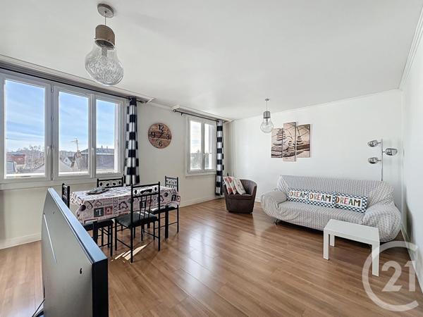 Appartement T3 à vendre  3 pièces - 65,90 m2 ST JEAN DE LA RUELLE - 45