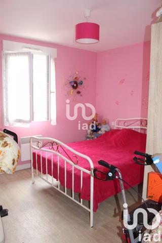 Pavillon 5 pièces de 82 m² à Bais (53160)