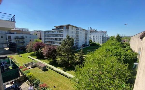Appartement à vendre    3 pièces • 68,80 m2 Cergy