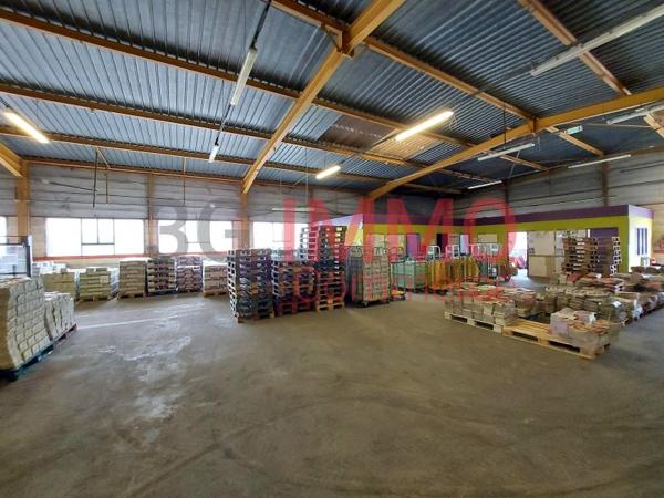 Location / Local Industriel / Bâtiment