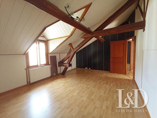 CHARMANTE LONGÈRE 224M2 PROCHE PROMENADES DE SENS