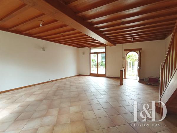 CHARMANTE LONGÈRE 224M2 PROCHE PROMENADES DE SENS