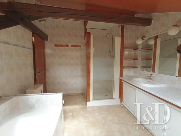 CHARMANTE LONGÈRE 224M2 PROCHE PROMENADES DE SENS