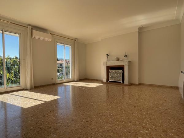 Maison 4 pièces 113 m2 avec grand garage