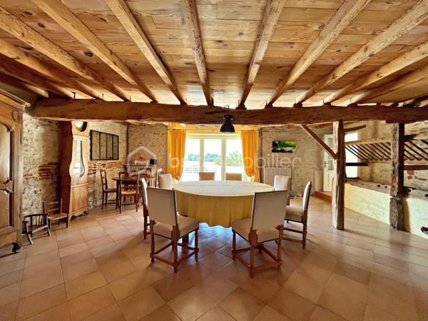 Propriete equestre de 280 m²