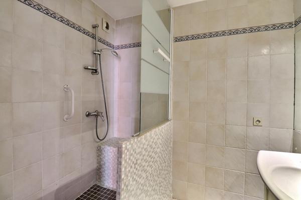 Plan-de-Cuques (13380) À vendre en exclusivité - T4 avec terrasse et garage - Plan-de-cuques