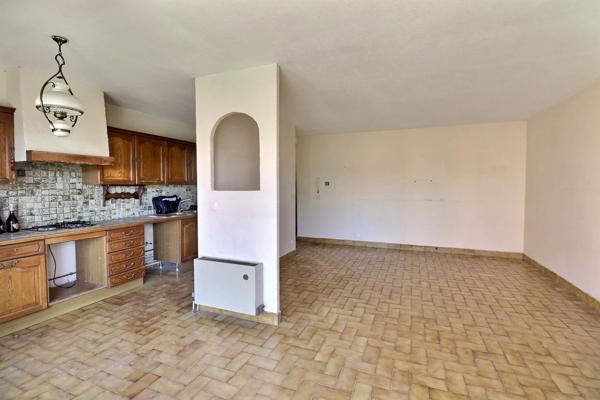 Plan-de-Cuques (13380) À vendre en exclusivité - T4 avec terrasse et garage - Plan-de-cuques