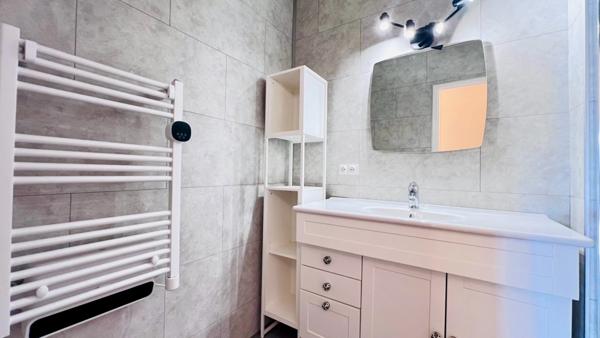 QUIMPER (29), à vendre QUIMPER appartement T4 de 80 m² habitable.