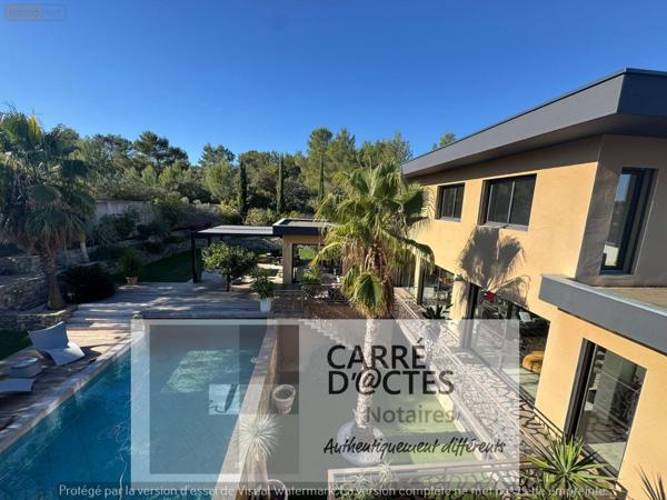 Villa à vendre à Nîmes dans le Gard (30900), ref : 1003 / 696   
Carreau de Lanes
