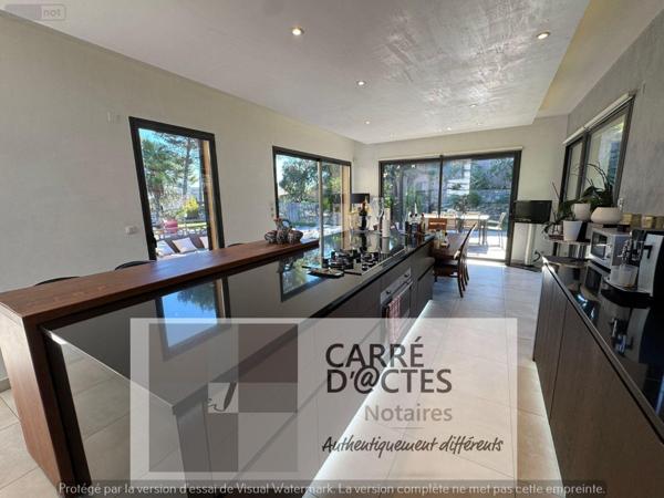 Villa à vendre à Nîmes dans le Gard (30900), ref : 1003 / 696   
Carreau de Lanes