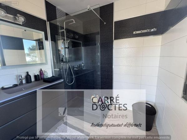 Villa à vendre à Nîmes dans le Gard (30900), ref : 1003 / 696   
Carreau de Lanes