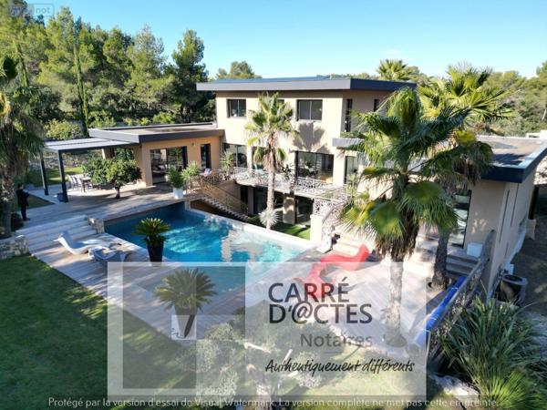 Villa à vendre à Nîmes dans le Gard (30900), ref : 1003 / 696   
Carreau de Lanes