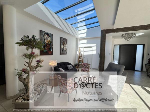 Villa à vendre à Nîmes dans le Gard (30900), ref : 1003 / 696   
Carreau de Lanes