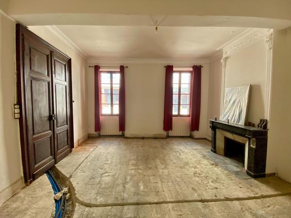 Maison 6 piece dans le village de monclar