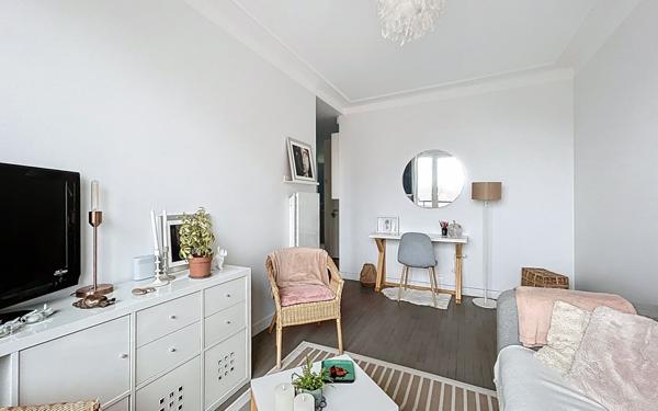 Appartement à vendre    2 pièces • 39,10 m2 Suresnes