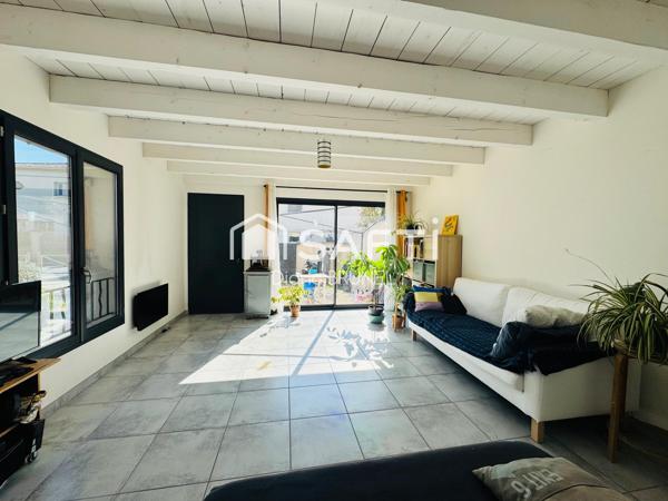 Appartement duplex avec cour