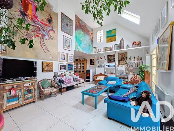 Maison à vendre 7 pièces 213 m² Villecresnes