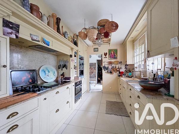 Maison à vendre 7 pièces 213 m² Villecresnes