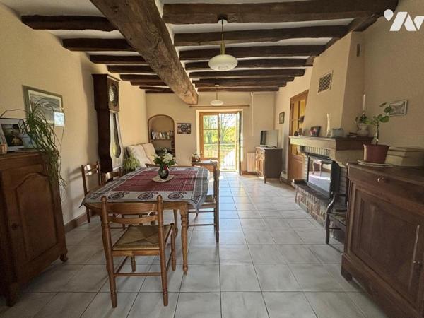 Maison d'habitation avec dépendance 