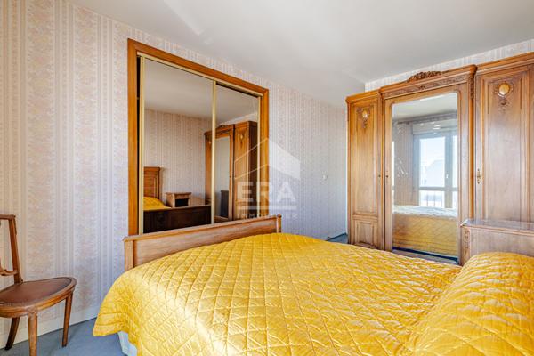 Quartier Maraîchers  appartement 2 pièces  43 m2 + box en sous sol