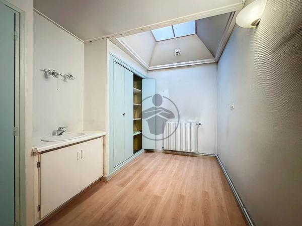 Vente Immeuble 9 pièces 131 m2 à Saint-Quentin