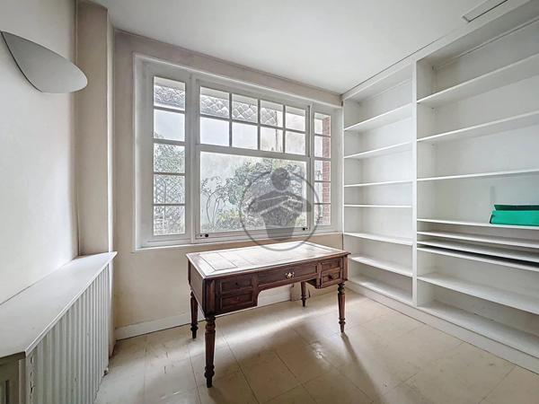 Vente Immeuble 9 pièces 131 m2 à Saint-Quentin