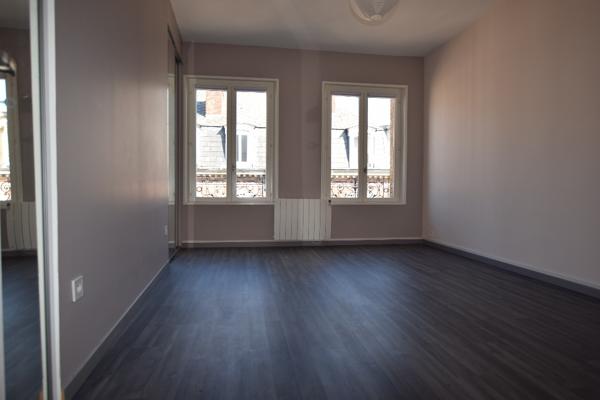 Spacieux T2 65m2 à Elbeuf référence CHBA