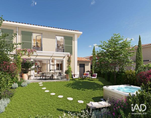 Maison à vendre 5 pièces 94 m² Cogolin
