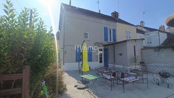 Provins centre Maison de ville avec jardin