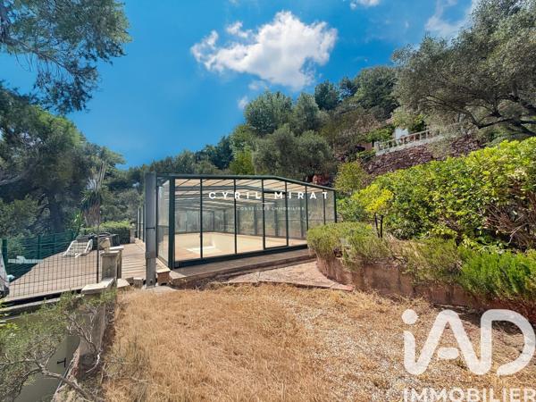 Maison à vendre 7 pièces 171 m² Toulon
