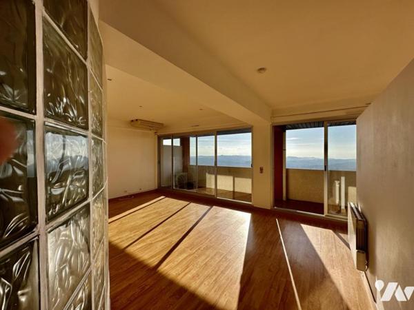 GRASSE - BEL APPARTEMENT DE 50M² AVEC VUE PANORAMIQUE 