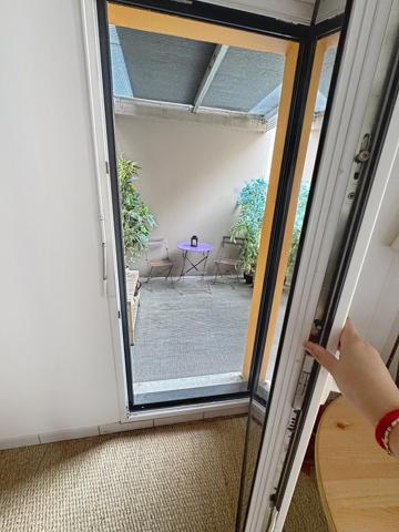 ? ROUBAIX CENTRE-VILLE | 2 pièces 44 m² | PARKING COUVERT ? À 2 pas de tout ! Parfait premier achat ou investissement ?