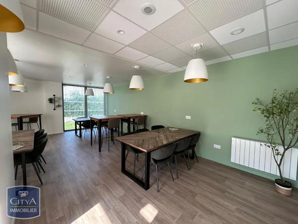 Appartement à louer 2 pièces 36.7m² Laval (53000)