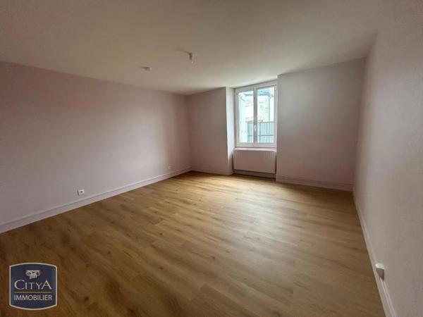 Maison à louer 3 pièces 77.32m² Le Mans (72000)