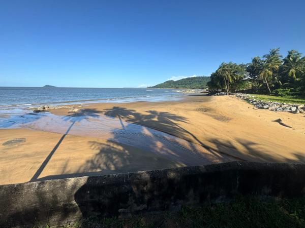 🌴 COUP DE CŒUR ASSURÉ – SITE EXCEPTIONNEL EN BORD DE MER 🌴 4159 m2 à batir selon les spécifications du PLU