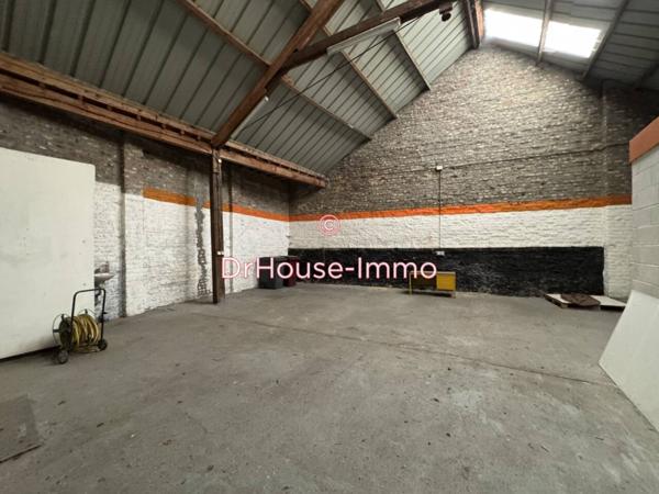 Immeuble à vendre 10 pièces de 390 m²