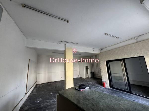 Immeuble à vendre 10 pièces de 390 m²