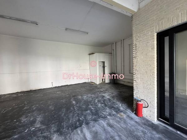 Immeuble à vendre 10 pièces de 390 m²