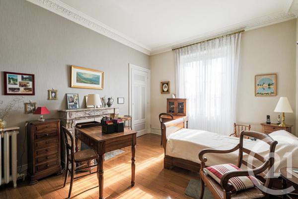 Appartement F4 à vendre  4 pièces - 135,85 m 2   GRENOBLE  - 38