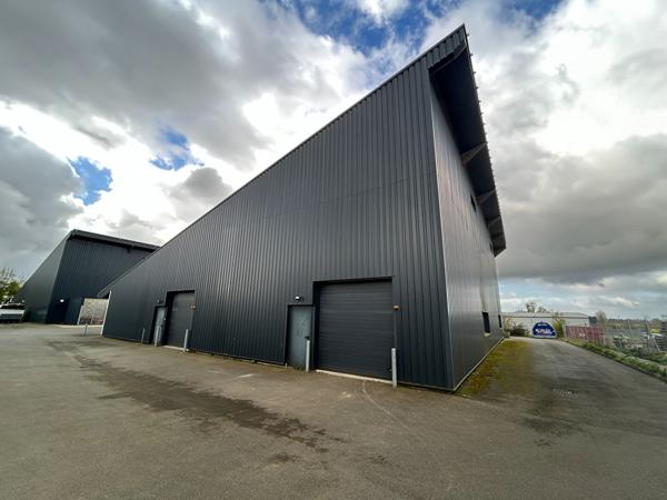A LOUER - ARGNETRE - Bâtiment d'activité d'environ 550 m² , Argentre A LOUER - ARGNETRE - Bâtiment d'activité d'environ 550 m² , Argentre