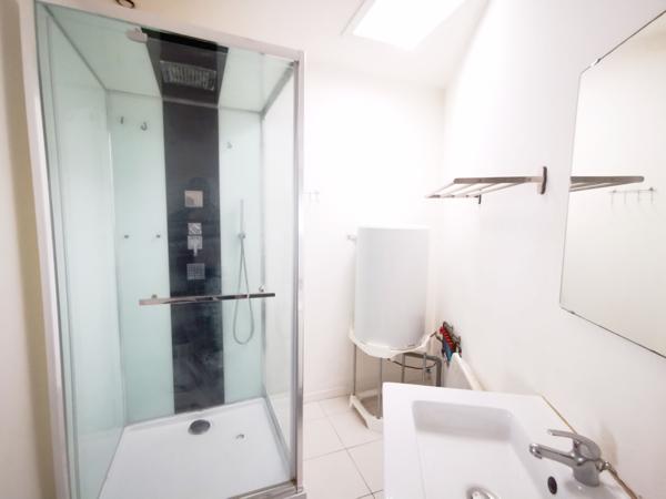 A louer 2 pièces – 58 m2 – lille A louer 2 pièces – 58 m2 – lille