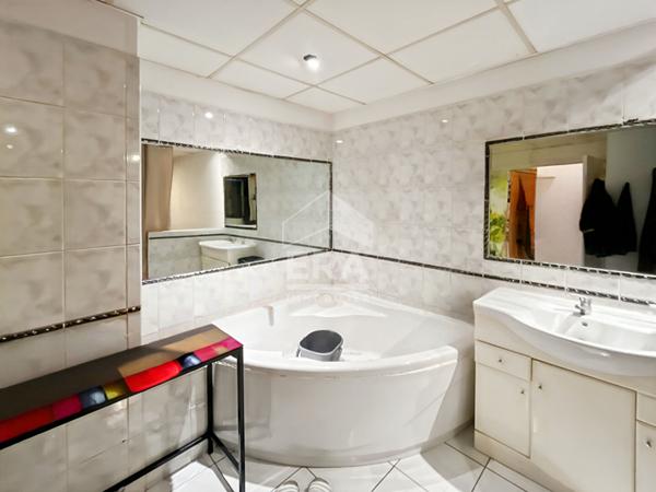 A vendre, Appartement T2, 51m2, 13013, secteur Chutes Lavie, Balcon et Cave